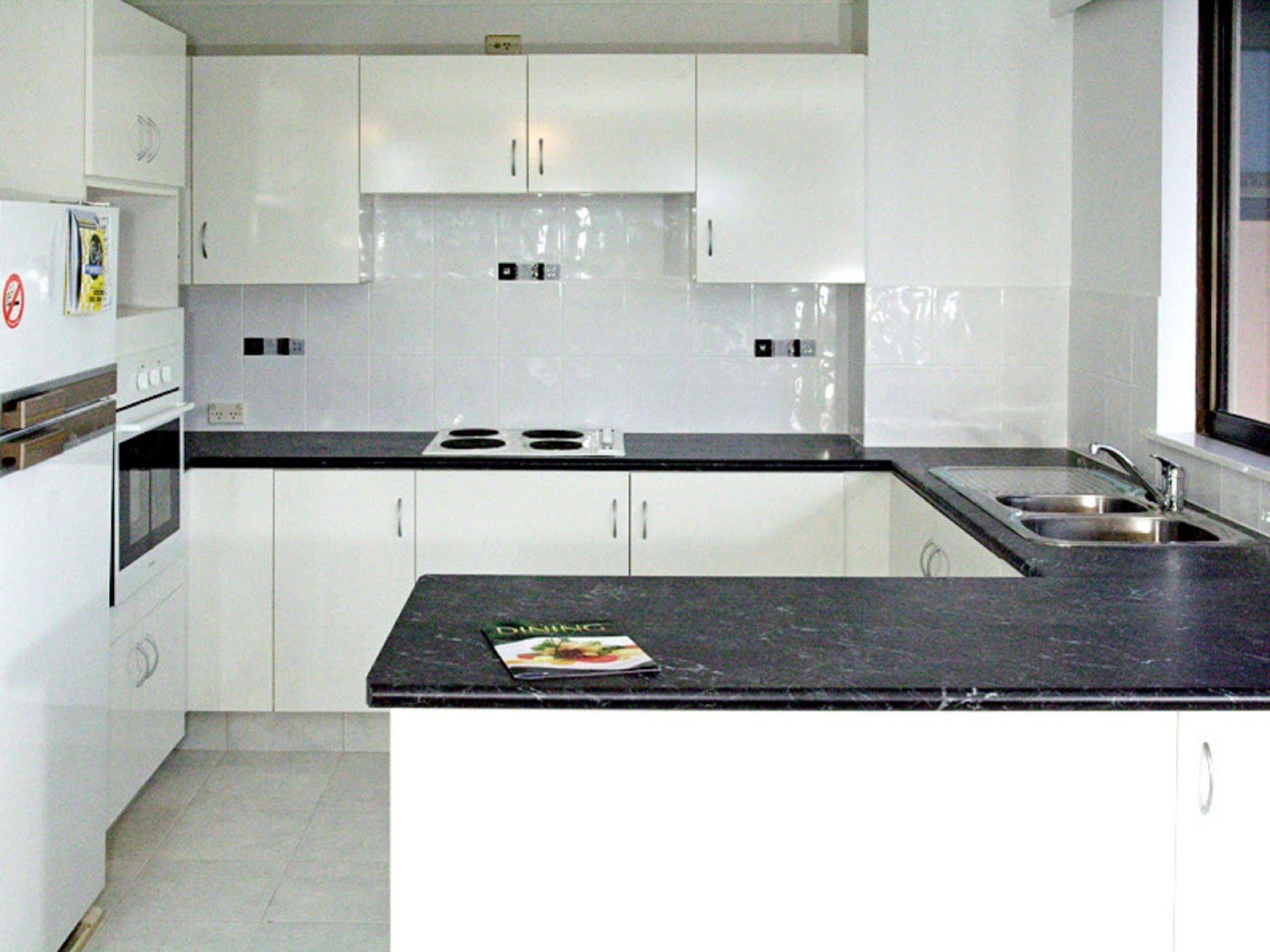 Anacapri Holiday Resort Apartments Surfers Paradise Luaran gambar